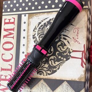 Black and Pink Hair Styling Brush